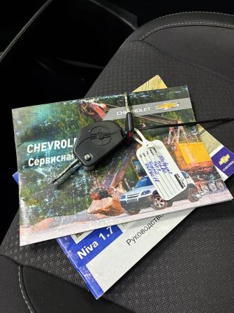 Chevrolet Niva I Рестайлинг с пробегом 2019 года, цена 750 000 рублей, 129000 км, внедорожник, Автокод Объявления