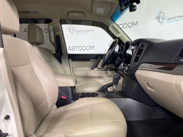 Mitsubishi Pajero IV Рестайлинг 2 с пробегом 2019 года, цена 3 375 000 рублей, 36280 км, внедорожник, Автокод Объявления