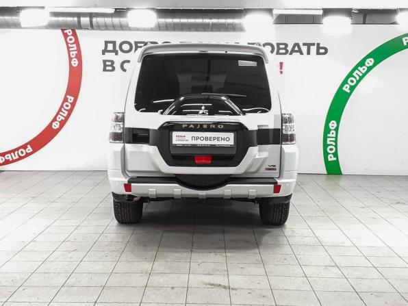 Mitsubishi Pajero IV Рестайлинг 2 с пробегом 2021 года, цена 4 650 000 рублей, 2500 км, внедорожник, Автокод Объявления