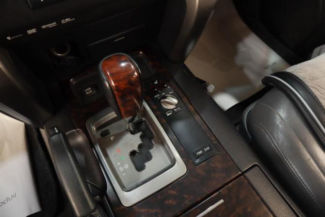 Toyota Land Cruiser 200 Series с пробегом 2010 года, цена 2 779 000 рублей, 295091 км, внедорожник, Автокод Объявления
