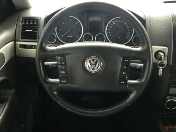 Volkswagen Touareg I Рестайлинг с пробегом 2007 года, цена 799 000 рублей, 315000 км, внедорожник, Автокод Объявления
