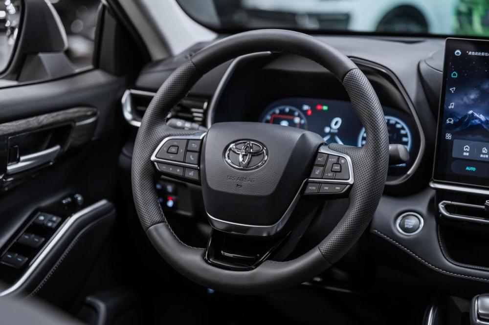 Toyota Highlander IV (XU70) Москва  - изображение 11