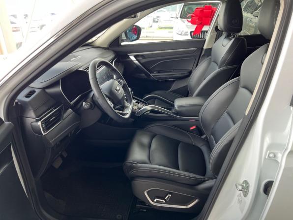 Geely Atlas Pro с пробегом 2022 года, цена 2 015 900 рублей, 39841 км, внедорожник, Автокод Объявления