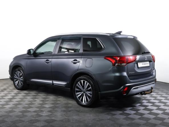 Mitsubishi Outlander III Рестайлинг 3 с пробегом 2019 года, цена 1 774 000 рублей, 225666 км, внедорожник, Автокод Объявления