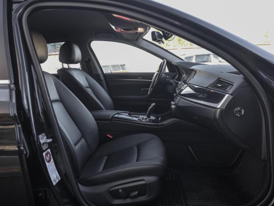 BMW 5 серии VI (F10/F11/F07) Рестайлинг Санкт-Петербург  - изображение 24