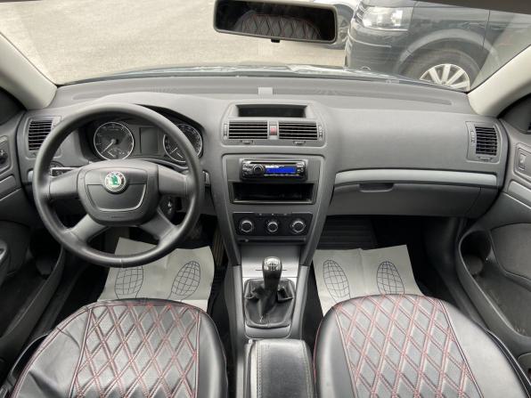 Skoda Octavia II (A5) Рестайлинг с пробегом 2010 года, цена 548 000 рублей, 295733 км, лифтбек, Автокод Объявления