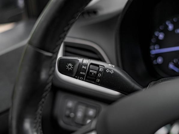 Hyundai Solaris II с пробегом 2018 года, цена 1 130 000 рублей, 112346 км, седан, Автокод Объявления