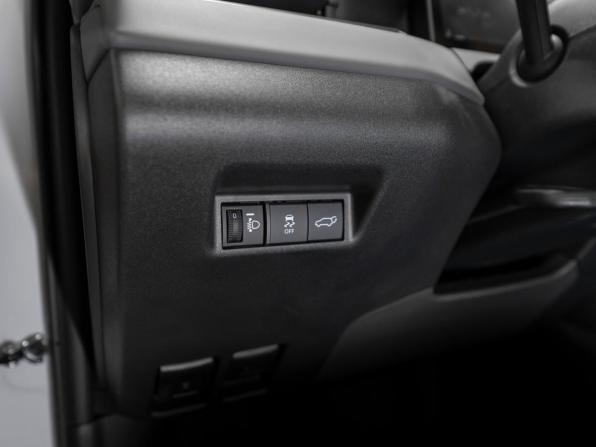 Toyota RAV4 VI (XA60) с пробегом 2026 года, цена 4 300 000 рублей, 30 км, внедорожник, Автокод Объявления