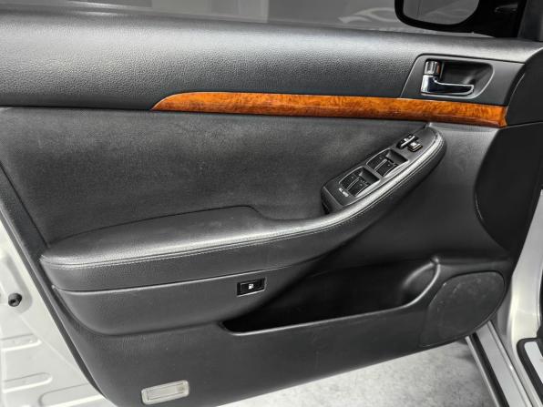 Toyota Avensis II Рестайлинг с пробегом 2007 года, цена 850 000 рублей, 257000 км, седан, Автокод Объявления
