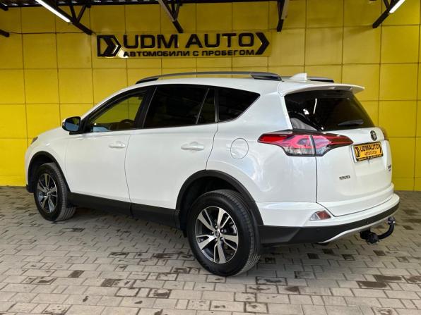Toyota RAV4 IV (XA40) Рестайлинг с пробегом 2017 года, цена 2 259 000 рублей, 126904 км, внедорожник, Автокод Объявления