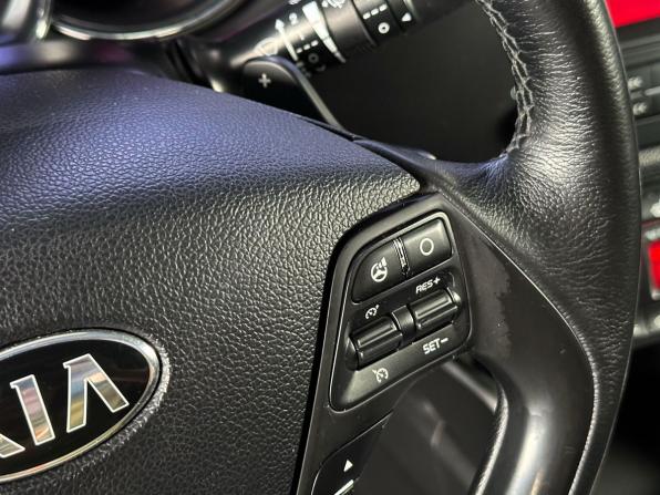 Kia Ceed II Рестайлинг с пробегом 2015 года, цена 1 299 000 рублей, 158936 км, хэтчбек, Автокод Объявления