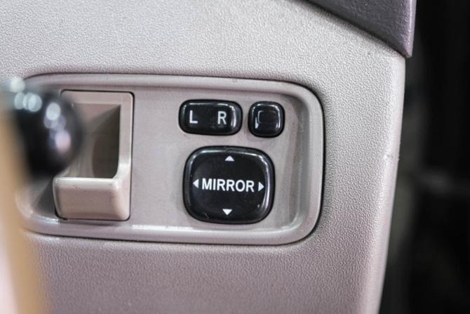 Toyota Platz с пробегом 2000 года, цена 499 000 рублей, 240000 км, седан, Автокод Объявления