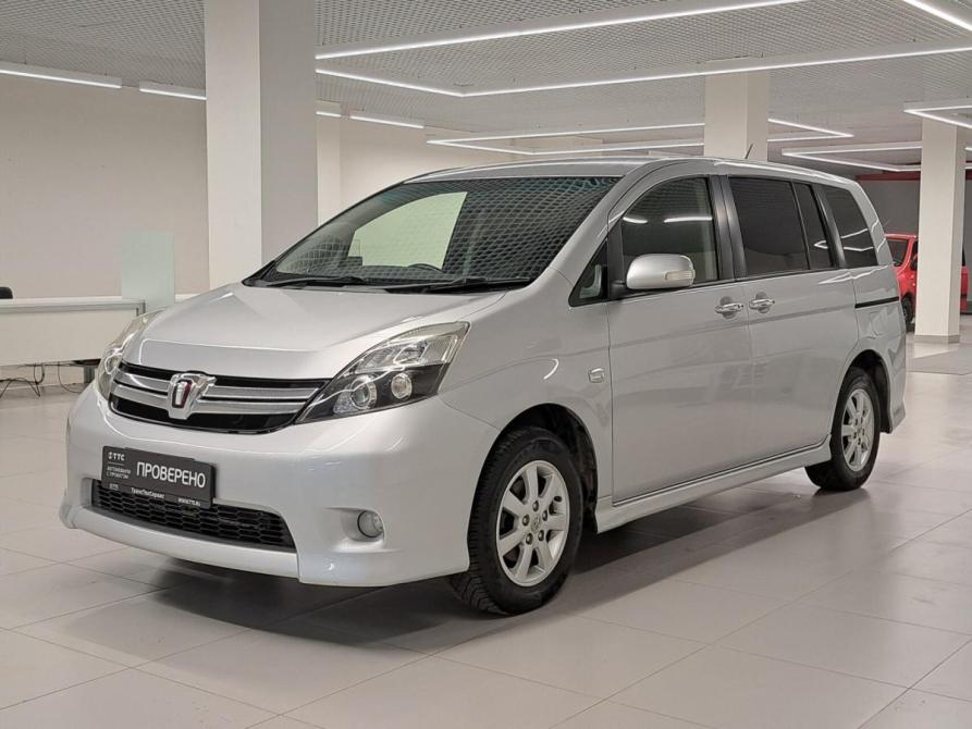 Toyota ISis I Рестайлинг Казань  - изображение 1