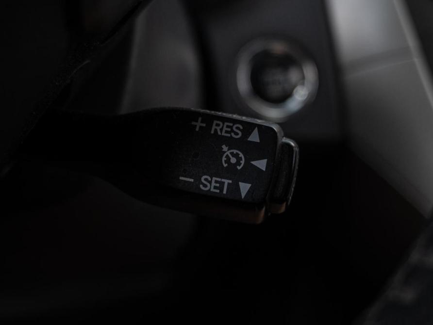 Toyota Auris I Краснодар  - изображение 18