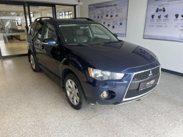 Mitsubishi Outlander II Рестайлинг с пробегом 2011 года, цена 1 046 500 рублей, 200306 км, внедорожник, Автокод Объявления