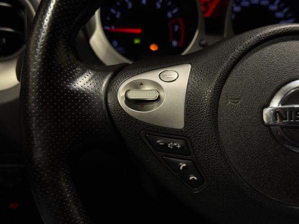 Nissan Juke I с пробегом 2012 года, цена 800 000 рублей, 301381 км, внедорожник, Автокод Объявления