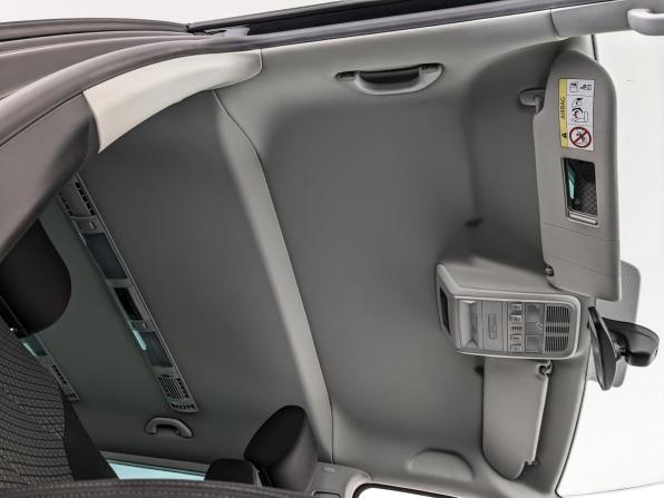 Volkswagen Multivan T6 Рестайлинг с пробегом 2021 года, цена 5 455 000 рублей, 94113 км, минивэн, Автокод Объявления