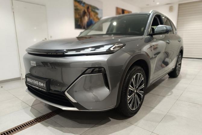 Новый Geely EX5 EM-i 2026 года, цена 3 769 990 рублей, внедорожник, Автокод Объявления