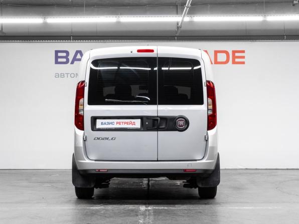 Fiat Doblo II Рестайлинг с пробегом 2019 года, цена 1 649 000 рублей, 106126 км, компактвэн, Автокод Объявления