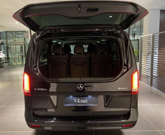 Mercedes-Benz V-Класс III (W447) Рестайлинг 2 с пробегом 2023 года, цена 15 950 000 рублей, 10 км, минивэн, Автокод Объявления