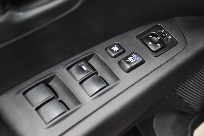 Mitsubishi Outlander II Рестайлинг с пробегом 2010 года, цена 895 170 рублей, 280565 км, внедорожник, Автокод Объявления