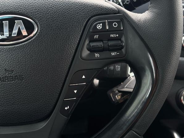 Kia Ceed II Рестайлинг с пробегом 2016 года, цена 1 120 000 рублей, 176665 км, хэтчбек, Автокод Объявления