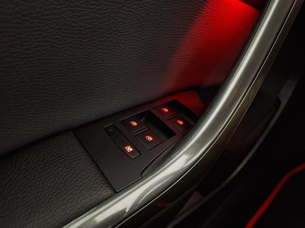 Opel Astra J Рестайлинг с пробегом 2013 года, цена 765 000 рублей, 175483 км, хэтчбек, Автокод Объявления