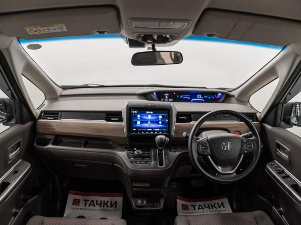 Honda Freed II Рестайлинг с пробегом 2021 года, цена 1 840 000 рублей, 48829 км, компактвэн, Автокод Объявления
