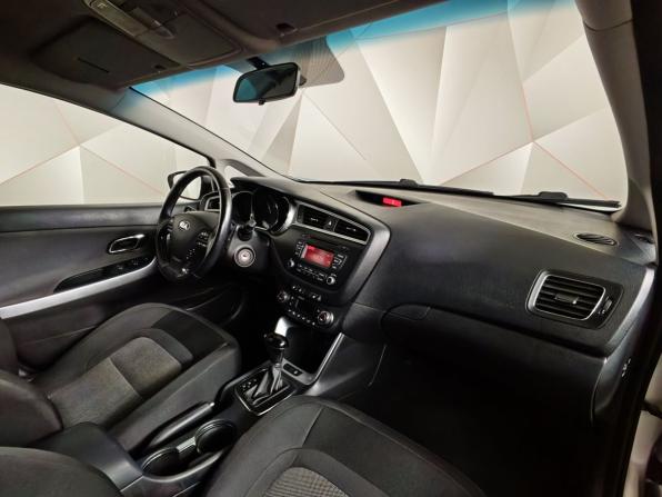 Kia Ceed II Рестайлинг с пробегом 2016 года, цена 1 298 000 рублей, 94241 км, хэтчбек, Автокод Объявления