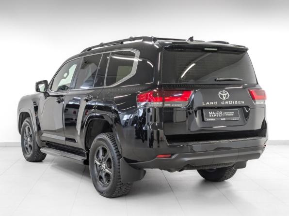Toyota Land Cruiser 300 Series с пробегом 2021 года, цена 8 330 000 рублей, 72948 км, внедорожник, Автокод Объявления