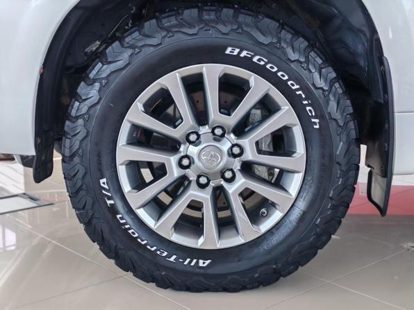 Toyota Land Cruiser Prado 150 Series Рестайлинг 2 с пробегом 2018 года, цена 5 490 000 рублей, 130692 км, внедорожник, Автокод Объявления