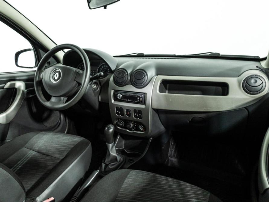 Renault Sandero I Санкт-Петербург  - изображение 9