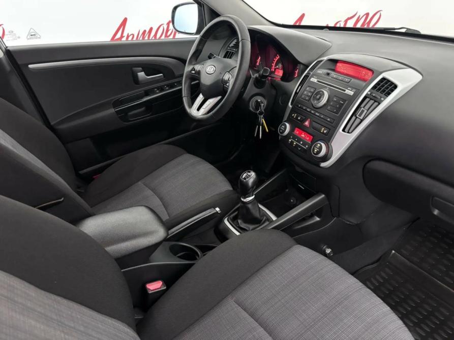 Kia Ceed I Рестайлинг Псков  - изображение 12