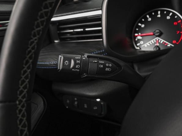 Haval Jolion I Рестайлинг с пробегом 2025 года, цена 2 189 000 рублей, 7638 км, внедорожник, Автокод Объявления