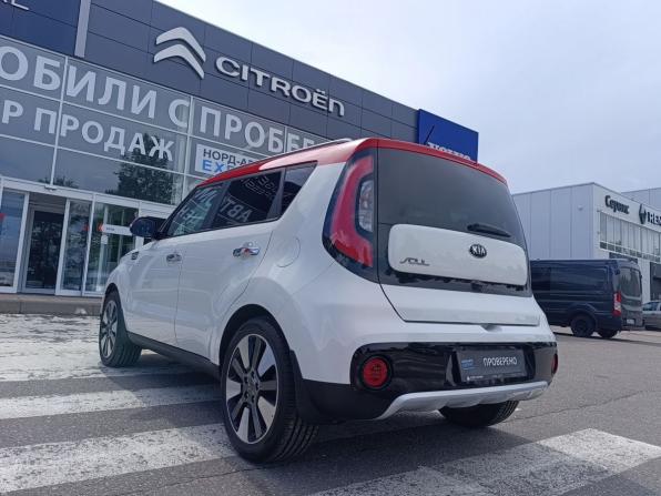 Kia Soul II Рестайлинг с пробегом 2018 года, цена 1 760 000 рублей, 112500 км, хэтчбек, Автокод Объявления