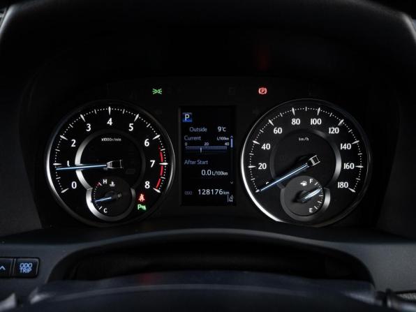 Toyota Vellfire II Рестайлинг с пробегом 2018 года, цена 4 320 000 рублей, 128176 км, минивэн, Автокод Объявления