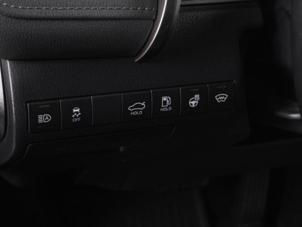Toyota Camry VIII (XV70) Рестайлинг с пробегом 2022 года, цена 3 299 000 рублей, 136025 км, седан, Автокод Объявления