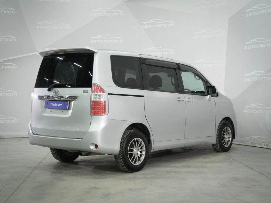 Toyota Noah II (R70) Новосибирск  - изображение 5
