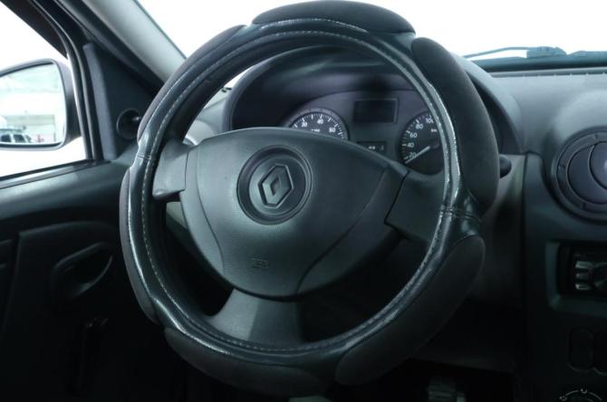 Renault Logan I Рестайлинг с пробегом 2015 года, цена 359 000 рублей, 208000 км, седан, Автокод Объявления