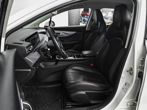 BAIC U5 Plus с пробегом 2023 года, цена 1 239 000 рублей, 32862 км, седан, Автокод Объявления