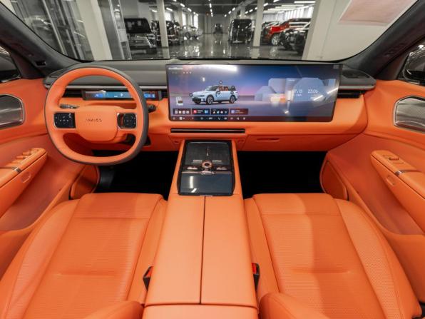 Lynk &amp; Co 900 с пробегом 2026 года, цена 7 900 000 рублей, 31 км, внедорожник, Автокод Объявления