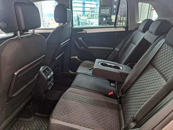 Volkswagen Tiguan II с пробегом 2018 года, цена 2 900 000 рублей, 54028 км, внедорожник, Автокод Объявления
