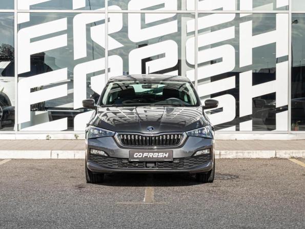 Skoda Rapid II с пробегом 2022 года, цена 1 919 000 рублей, 67337 км, лифтбек, Автокод Объявления