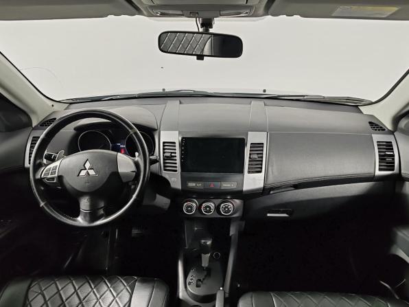 Mitsubishi Outlander II Рестайлинг с пробегом 2010 года, цена 949 000 рублей, 196792 км, внедорожник, Автокод Объявления