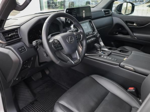 Lexus LX IV с пробегом 2025 года, цена 22 660 000 рублей, 6197 км, внедорожник, Автокод Объявления
