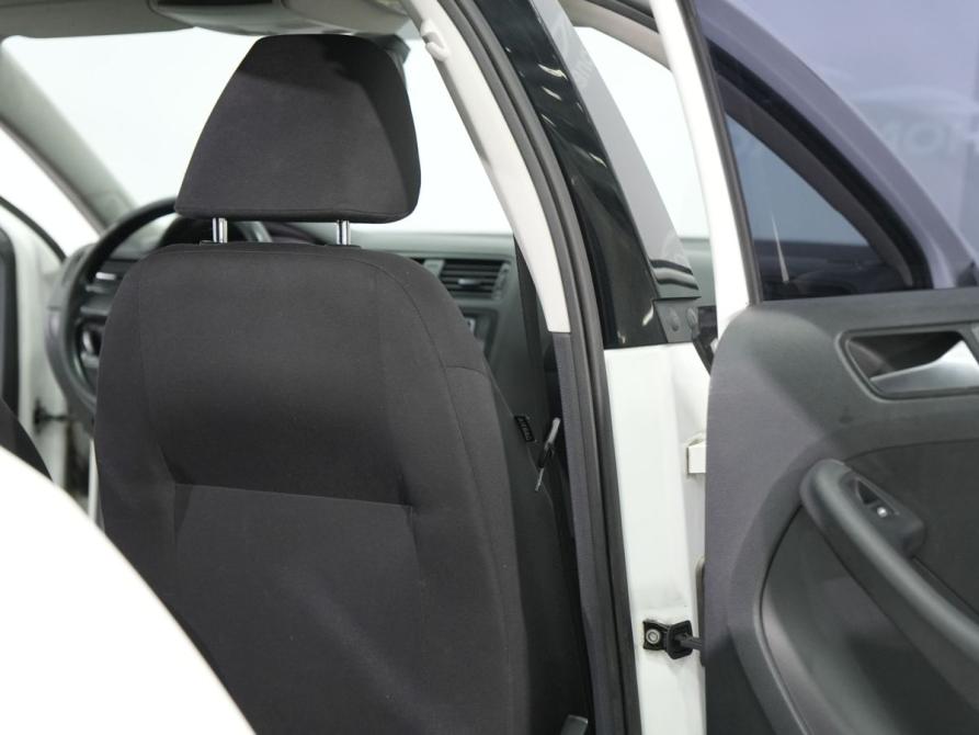 Volkswagen Jetta VI Новосибирск  - изображение 11