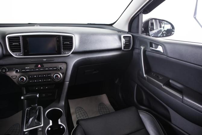Kia Sportage IV Рестайлинг с пробегом 2019 года, цена 2 199 000 рублей, 172595 км, внедорожник, Автокод Объявления