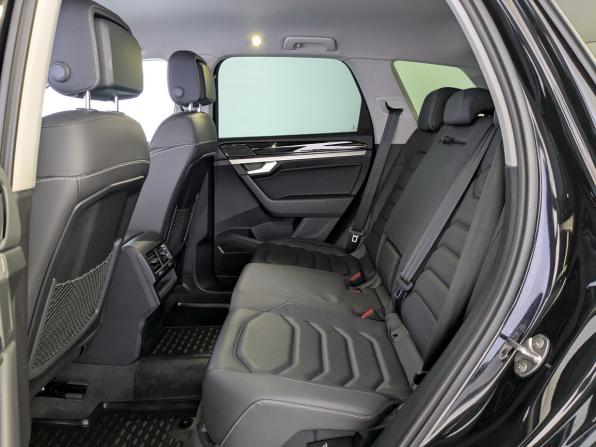 Volkswagen Touareg III с пробегом 2019 года, цена 5 205 000 рублей, 37555 км, внедорожник, Автокод Объявления