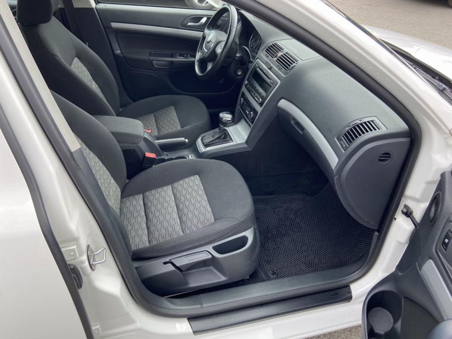 Skoda Octavia II (A5) Рестайлинг Москва  - изображение 13