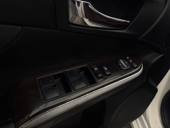 Toyota Camry VII (XV50) Рестайлинг с пробегом 2017 года, цена 1 599 000 рублей, 220320 км, седан, Автокод Объявления